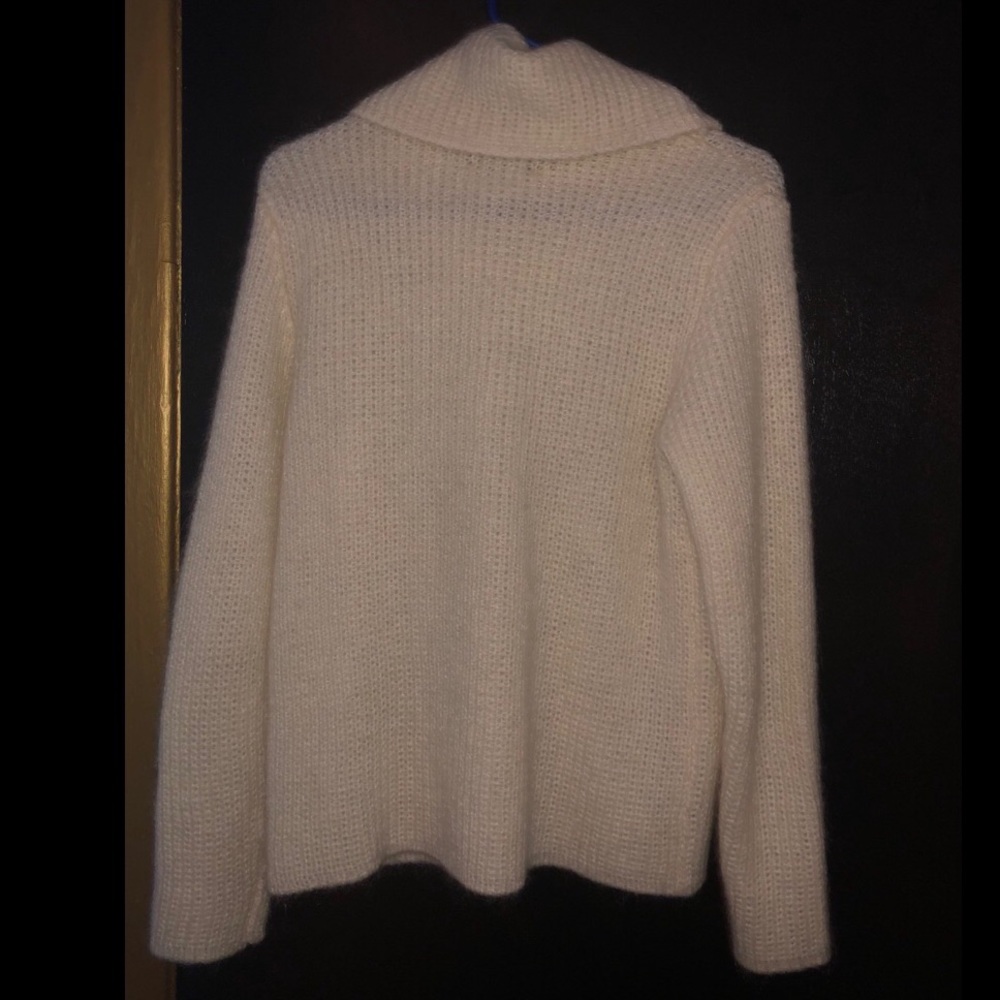 Sweater - Picture 2 of 4